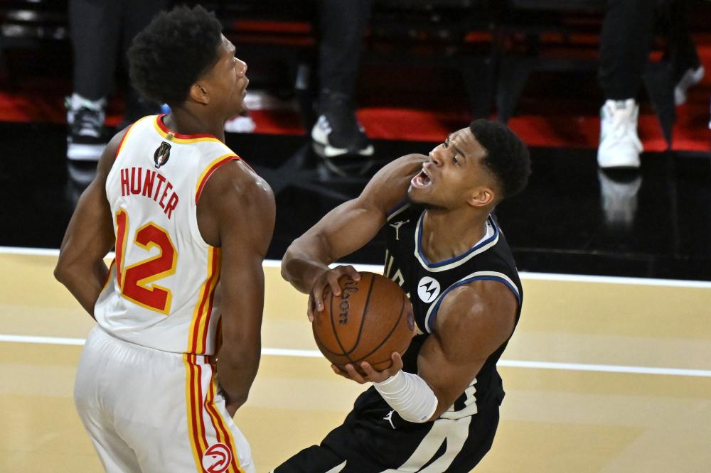 男篮就展示 男篮就展示